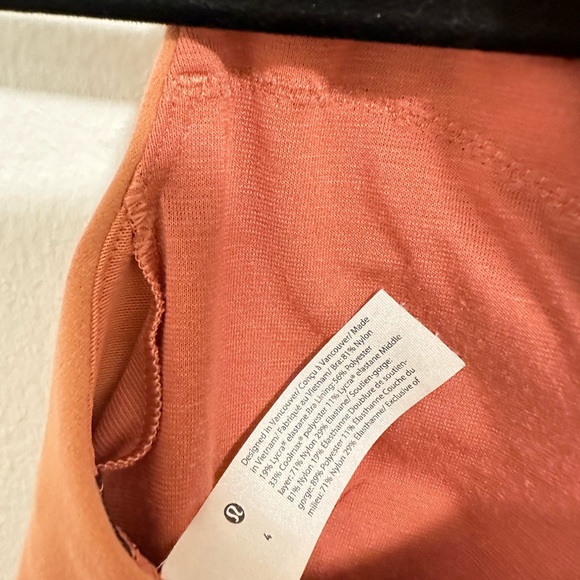 Lululemon align crop top with built in bra - Picture 3 of 3